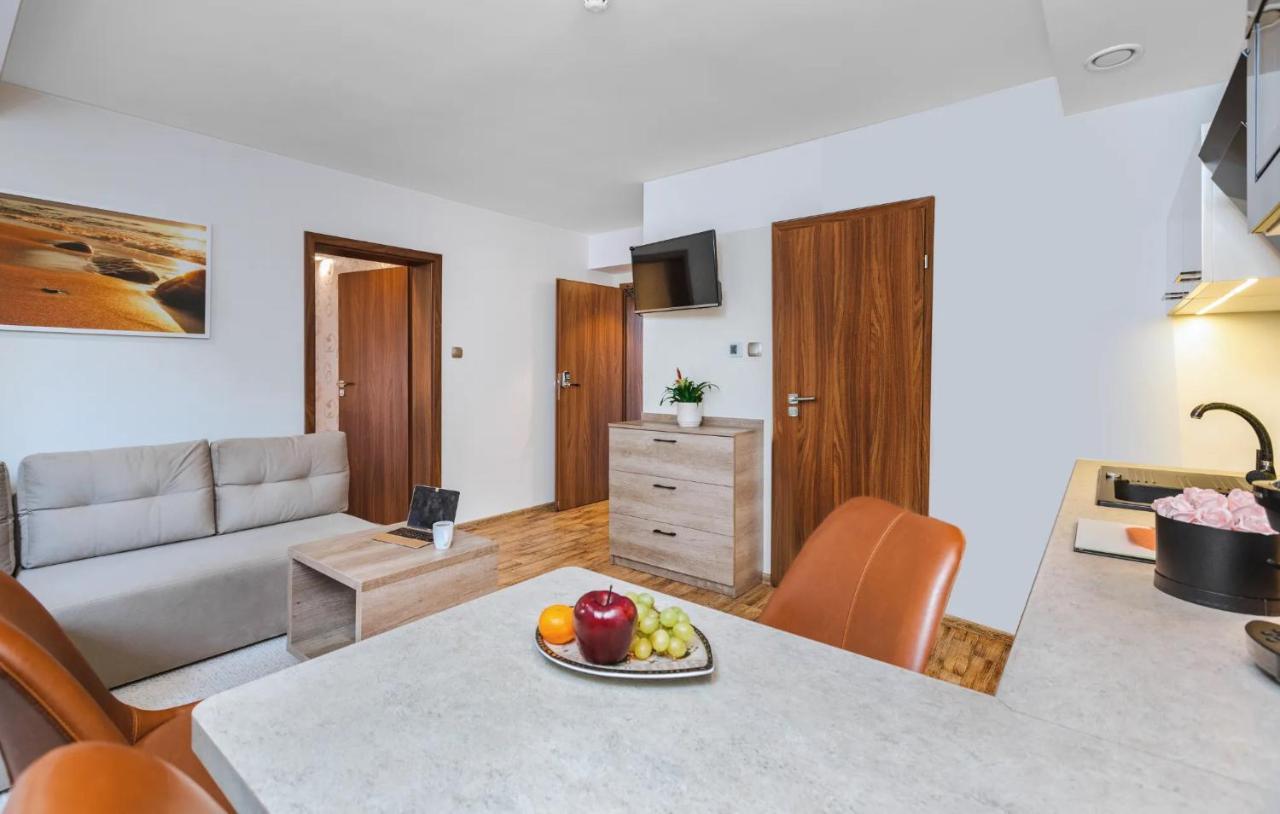 Apartamenty Czarny Kormoran เฮล ภายนอก รูปภาพ
